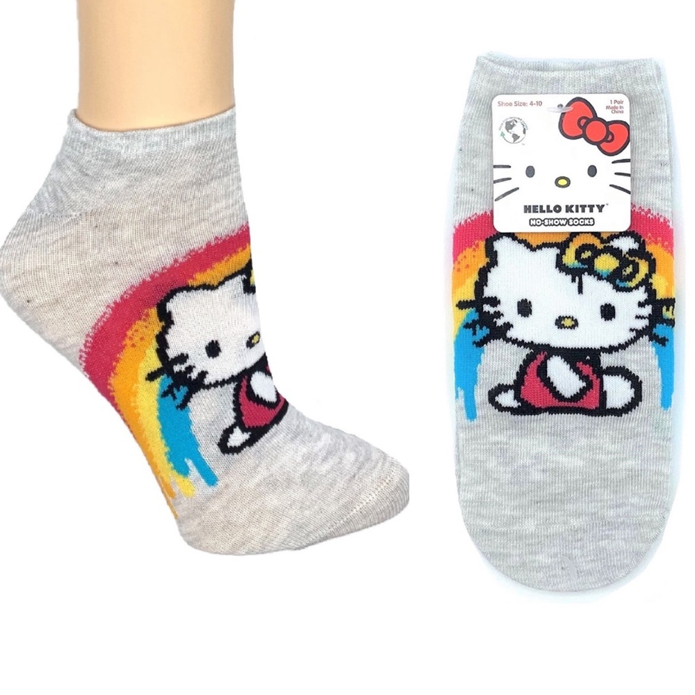 Hello Kitty Socks - Picture 2 of 16